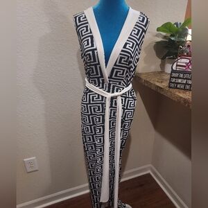 Fashion Nova sleeveless jumpsuit